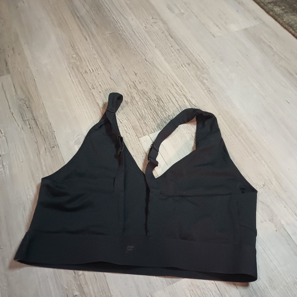 Fabletics - Picture 3 of 5